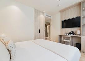 Hotel Ciencias Select 4