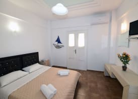 Leon Lux Apartment 3