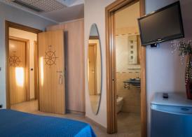 Hotel Mirage 4