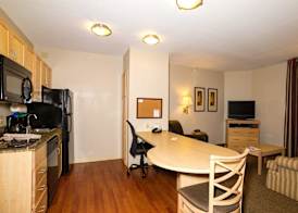 Candlewood Suites FT MYERS I-75 by IHG 4