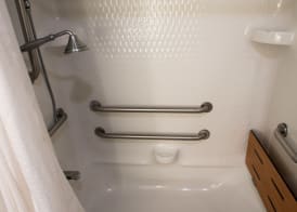 Holiday Inn Express & Suites ELKHART-SOUTH by IHG 2
