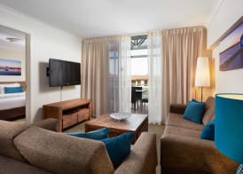 Broadwater Resort Como 4