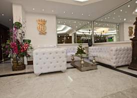 Queens Land Hotel 4