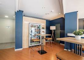 Travelodge Alicante Puerto 4