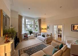 Holland House 2