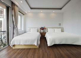 Lakeside House Hanoi 4