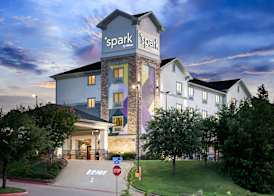 Spark by Hilton Longview 2