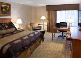 Bismarck Hotel and Conference Center 4