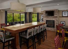 Hampton Inn Shelbyville 4