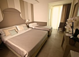 Hotel Ambassador 2