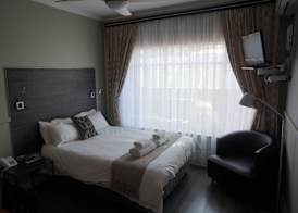 314 on Clark Guest House 5