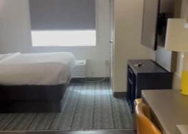 Comfort Suites Oil Center 5