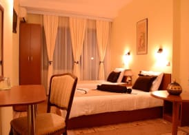 Hotel Pine 3