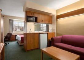 Days Inn & Suites by Wyndham Lafayette IN 5