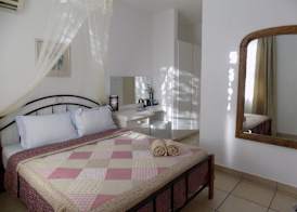 Villa Osumare Cosy Beach front Guest House 5