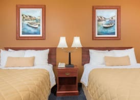 Ramada by Wyndham Catlettsburg Ashland 4