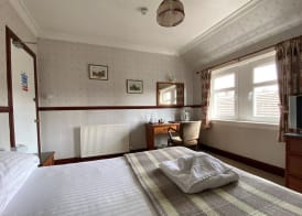 Kings Arms Hotel 3