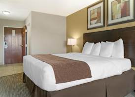 Best Western Port Huron Blue Water Bridge 4