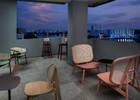 Home2 Suites By Hilton Miami Airport South Blue Lagoon 4