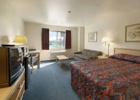 Days Inn by Wyndham Riverside Tyler Mall 3