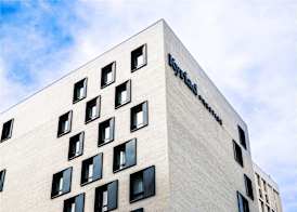 Hôtel Kyriad Prestige Paris Asnieres 2