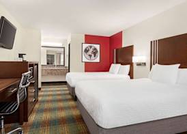 Ramada by Wyndham San Antonio Near SeaWorld - Lackland AFB 5