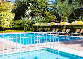 Gardenia Beach Hotel 5