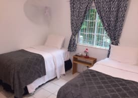 Hideaway Apartments Grenada 3