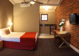 Rose & Crown Hotel 5