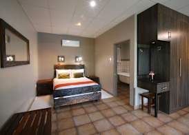 Kalahari Arms Hotel 4