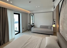 Colosseum Hotel 2