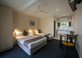 Sunlit Waters Studio Apartments 3