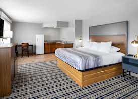 AmericInn by Wyndham Muscatine 4