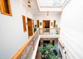 Riad Kiyanjana 5
