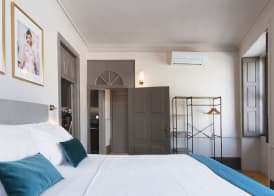 Feel Porto Antique Poveiros Flats 4