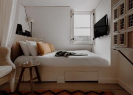 No 15 by GuestHouse, Bath 4
