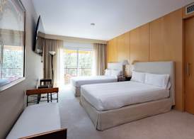 Suites del Mar Fenals Apartments 4