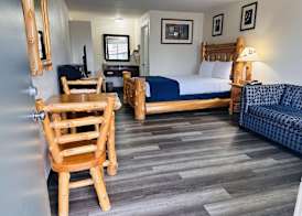 Northwoods Motel 4