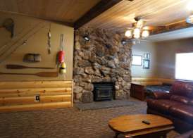 Shaver Lake Village Hotel 5