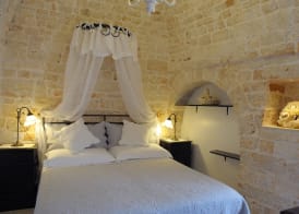 Romantic Trulli 2