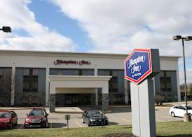 Hampton Inn Youngstown-North 4
