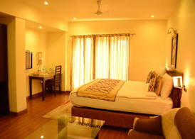 Hotel Fairway 3