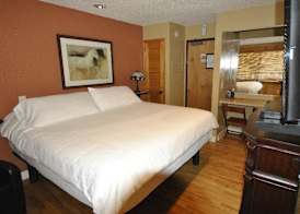 Hyde Park Hotel 3