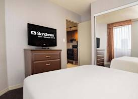 Sandman Suites Vancouver on Davie 5