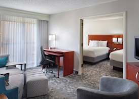 Courtyard by Marriott Fayetteville 3