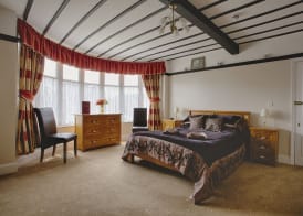 Barons Court 3