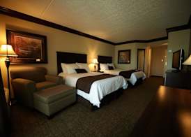 Fourwinds Lakeside Inn & Marina 4