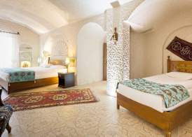 Hermes Cave Hotel 5