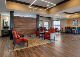Comfort Inn & Suites Cedar Rapids CID Eastern Iowa Airport 5