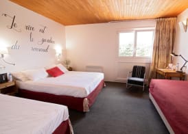 Hôtel Bomotel 4